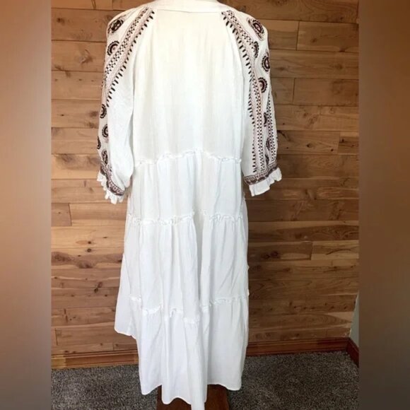 En Creme White Midi Dress with Embroidered Sleeves Size L - Picture 2 of 6